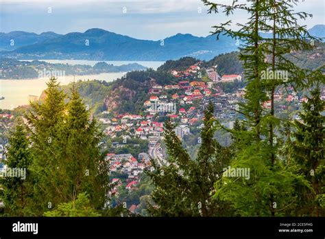 Bergen Norwegen Luftbild Fotos Und Bildmaterial In Hoher Aufl Sung