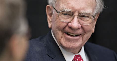 7 Insights From Legendary Investor Warren Buffett