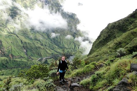 is Most Beautiful Scenery in the World: Gunung Rinjani National Park ...