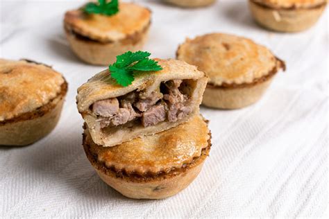 British Pork Pie With Leeks And Apple Sugaryums