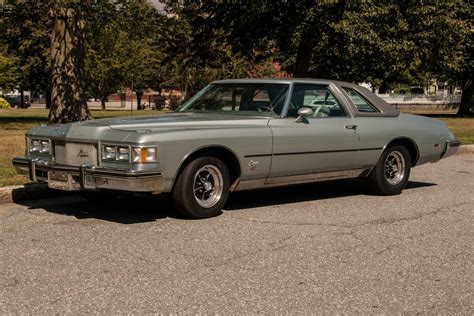 1975 Buick Riviera GS at Harrisburg 2018 as T247 - Mecum Auctions