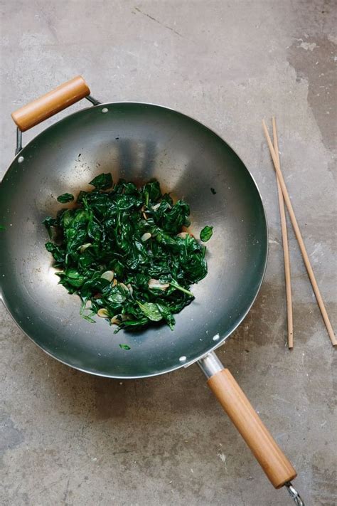 How To Stir Fry Spinach With Garlic Recipe Stir Fry Spinach Fried