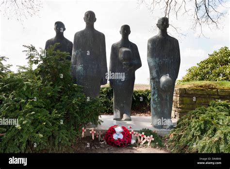 Flanders Field Cemetery Hi Res Stock Photography And Images Alamy