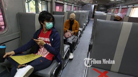 Aturan Baru Penumpang Krl Wajib Pakai Masker Dan Baju Lengan Panjang