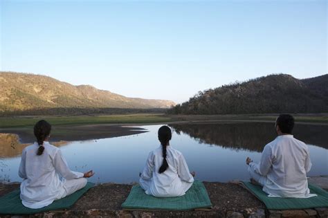 Rediscover Yourself With The Top 10 Meditation Retreats In India