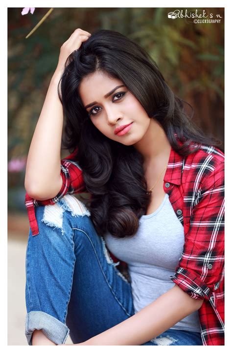 Nabha Natesh Beauty Full Girl Beautiful Indian Actress Beauty Girl