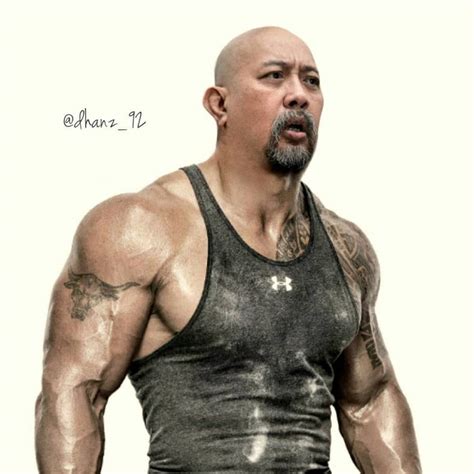 editan foto seleb berotot besar  bikin tepuk jidat