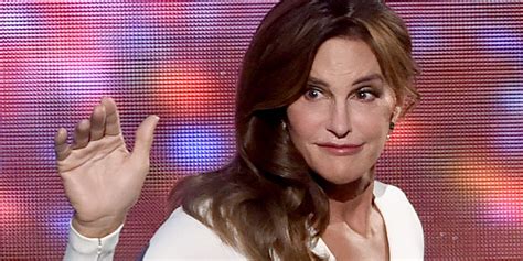 Caitlyn Jenner To Pose Nude On Sports Illustrated Caitlyn Jenner