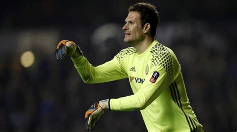 Calm Chelsea have experience to win title, says Asmir Begovic ...