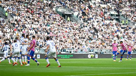 Video El Golazo De Leandro Paredes De Tiro Libre En La Juventus