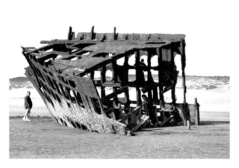 The Peter Iredale Shipwreck by MystiqueWolf on DeviantArt