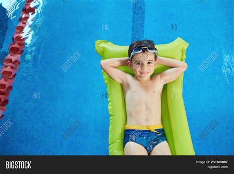 Little Boy Smiling Image And Photo Free Trial Bigstock