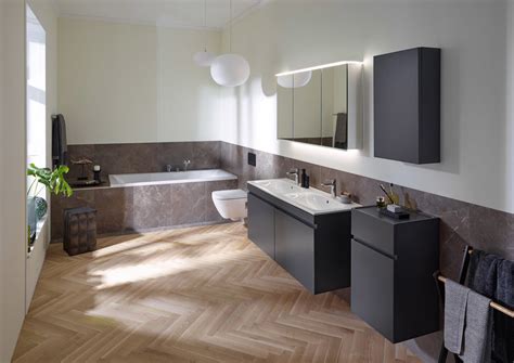 Renova und Renova Plan bath tubs by Geberit | STYLEPARK
