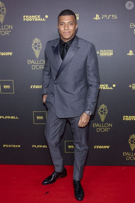 Photo Kylian Mbappé Photocall de la 67ème cérémonie du Ballon dOr