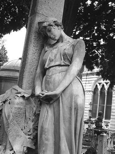 Cimitero Monumentale Delle Porte Sante