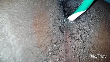 Gato Enfia A Escova De Dentes No Cu Man Puts Toothbrush On Ass XNXX