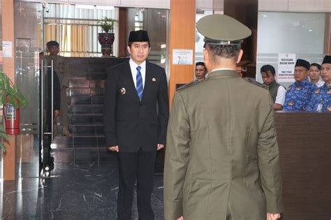 Plt Bupati Muara Enim Ahmad Usmarwi Kaffah Pimpin Upacara Hari Lahir