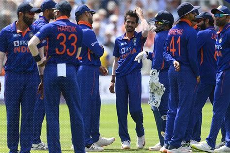 India Playing Xi Vs Eng 3rd Odi ప్రసిధ్ కృష్ణ ఔట్ శార్దూల్ ఇన్ మూడో వన్డే‌ ఆడే భారత తుది