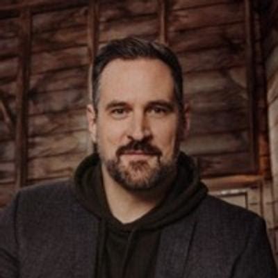 Streamily Travis Willingham Livestream Autograph