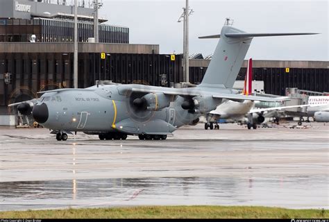 ZM400 Royal Air Force Airbus Atlas C1 A400M 180 Photo By Dean Broker