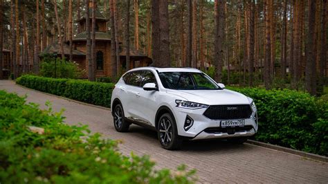 Haval F7 - характеристики, комплектации, фото, видео, обзор