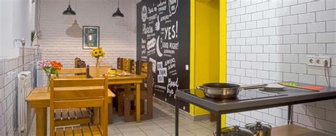 DREAM Hostel Київ: Бронюй дешевше напряму
