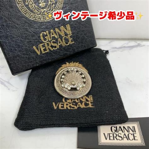 Gianni Versace 希少 ジャンニヴェルサーチ ブローチ シルバー ラインストーン イタリア製 箱の通販 By ♧ブランズ・u