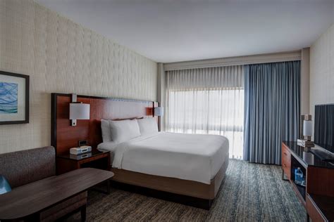 Marriott Unveils Renovations At Bush Intercontinental Hotel Houston