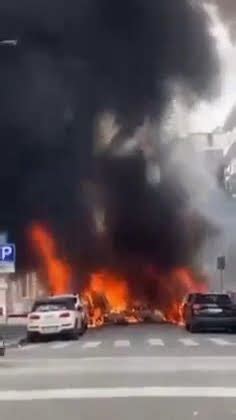 Esplosione E Incendio In Zona Porta Romana A Milano Massive Explosion