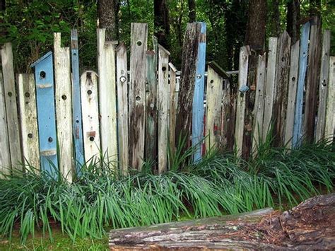 Cheap and Cheerful Pallet Fencing in 7 Steps