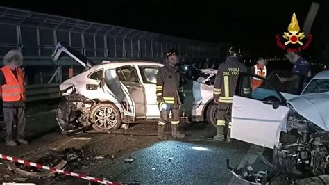 Incidente Sullautostrada A Due Morti E Quattro Feriti Le Vittime