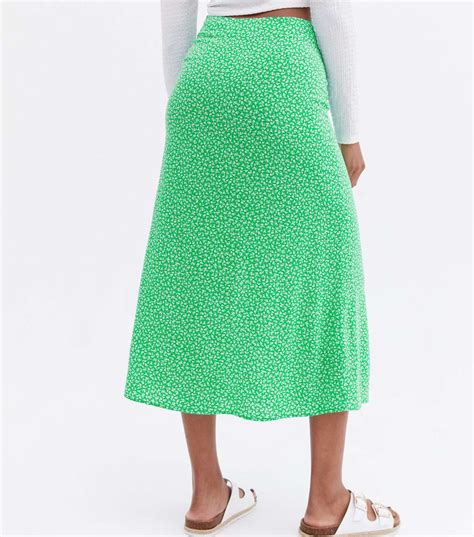 Green Ditsy Floral Split Hem Midi Skirt New Look