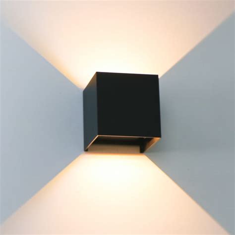 Aplique Exterior Led Wallcube Luz Pared Haz Ajustable Ip65 Color Negro