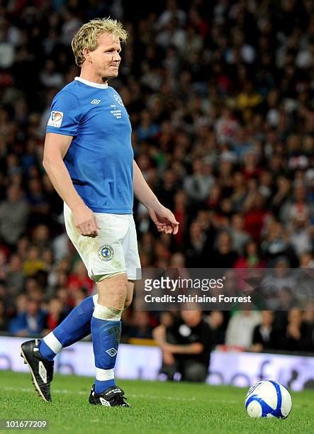 Gordon Ramsay Soccer Photos and Premium High Res Pictures - Getty Images