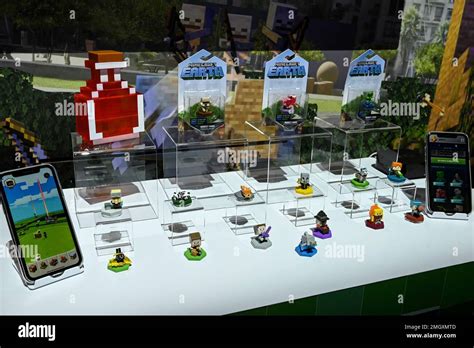 Mattel Reveals The Minecraft Earth Boost Mini Figures At The New York