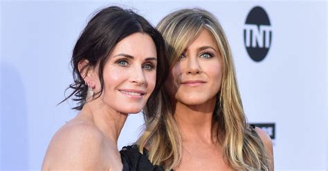 Courteney Cox Souhaite Un Joyeux Anniversaire Jennifer Aniston En