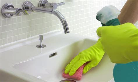 The Ultimate Guide To Deep Clean A Bathroom Bond Cleaning Tips Bond