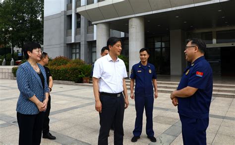 郭海磊走访慰问淮北军分区、淮北市消防救援支队濉溪县人民政府