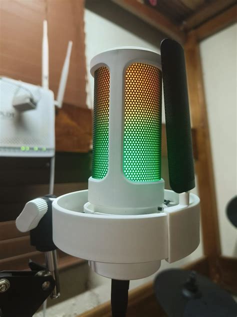 FIFINE ampligame A8, Audio, Microphones on Carousell