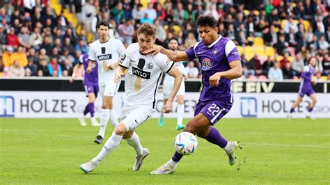 0 1 Veilchen schlagen den Tabellenführer FC Erzgebirge Aue