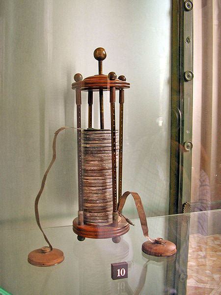 Алессандро Вольта: биография, открытия, изобретения, фото