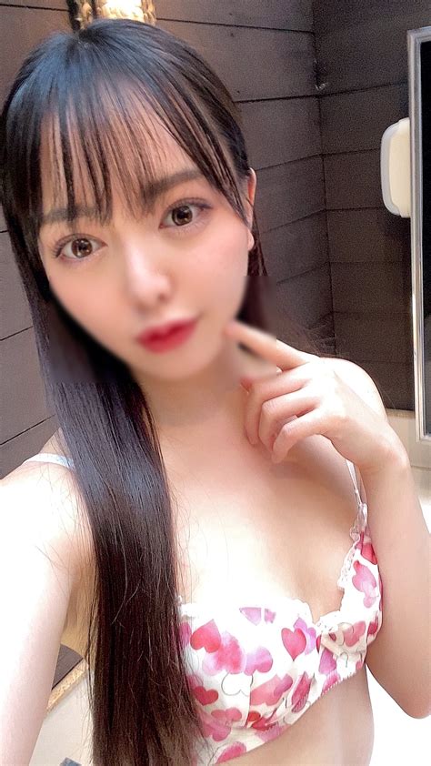 抜けるエロブログ 俺の見た膣女 完全顔出し素人大学生限定しずくちゃん20歳 バイトの面接帰りにデートSEX アイドル顔負けの