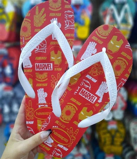 Chinelo Top Marvel Logomania Havaianas Adulto Unissex Aqui Tem