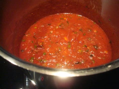 Muscheln in pikanter Tomatensoße Rezept kochbar de