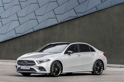 Mercedes klasy A Sedan dostępny od 32 750 XNUMX euro