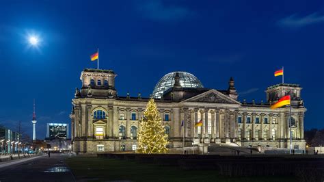 Reichstag Wallpapers Top Free Reichstag Backgrounds Wallpaperaccess