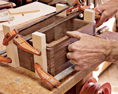 A Dovetail Box With Wooden Hinges Part Finewoodworking