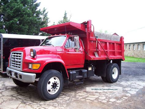 1996 Ford F800