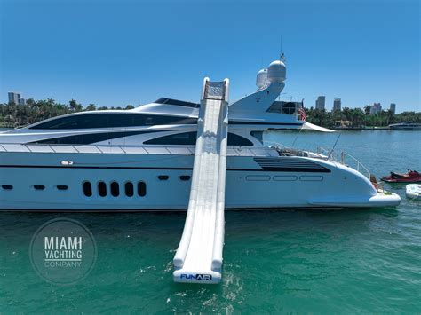 105 Leopard Yacht Miami Yachting Company