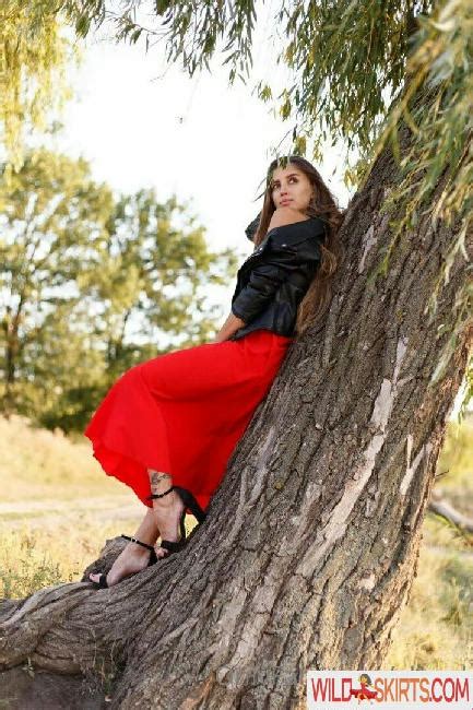 Alice L Nude Leaked Photos And Videos Wildskirts